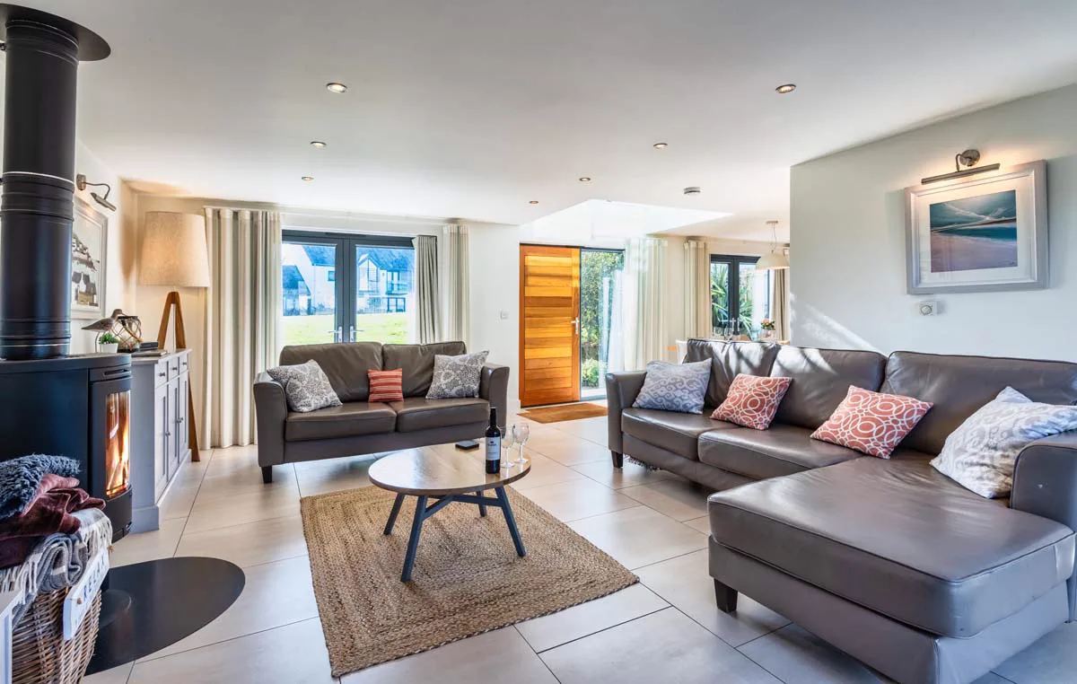 Arundell — 5-star gold new build sleeping 6, Whalesborough