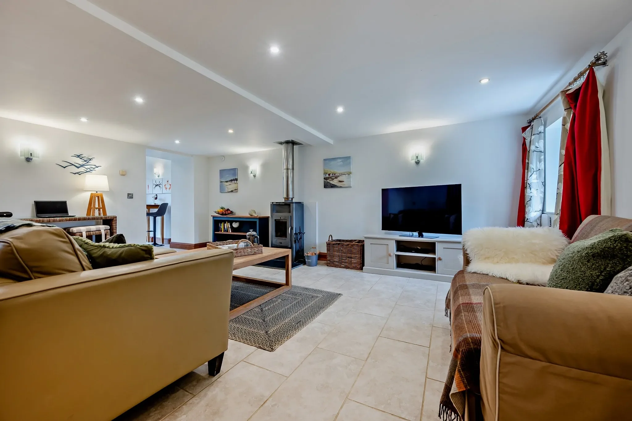 Middle Hill interior — Whalesborough Farm Resort