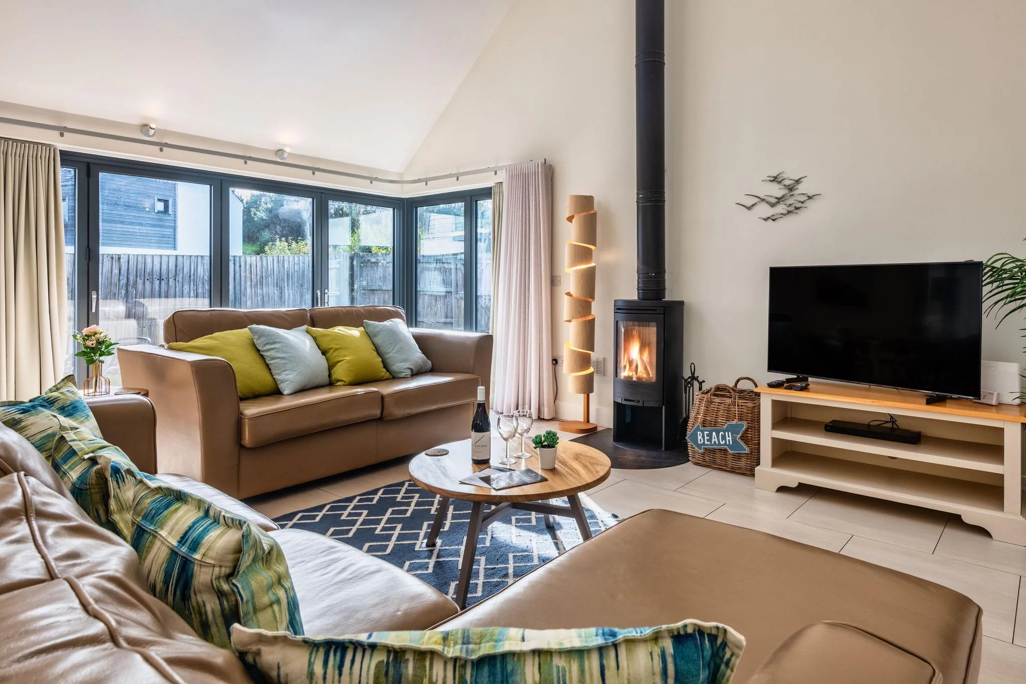 Nettlecoombe at Whalesborough — living space