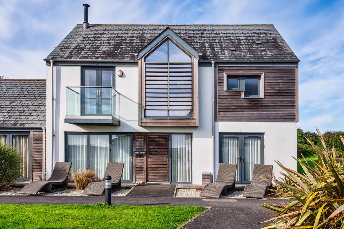 Sheep's House — 5-star gold cottage sleeping 6+cot, Whalesborough