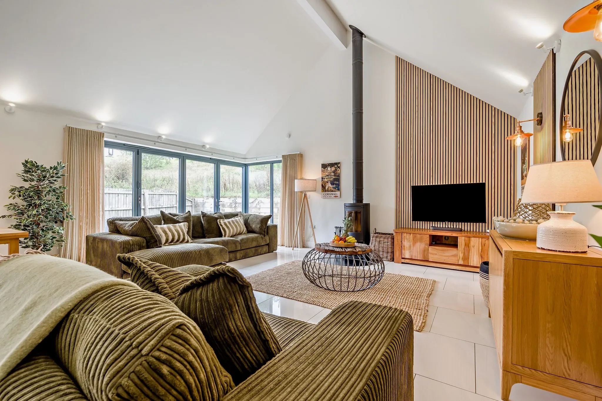 Warrens interior — Whalesborough Farm Resort