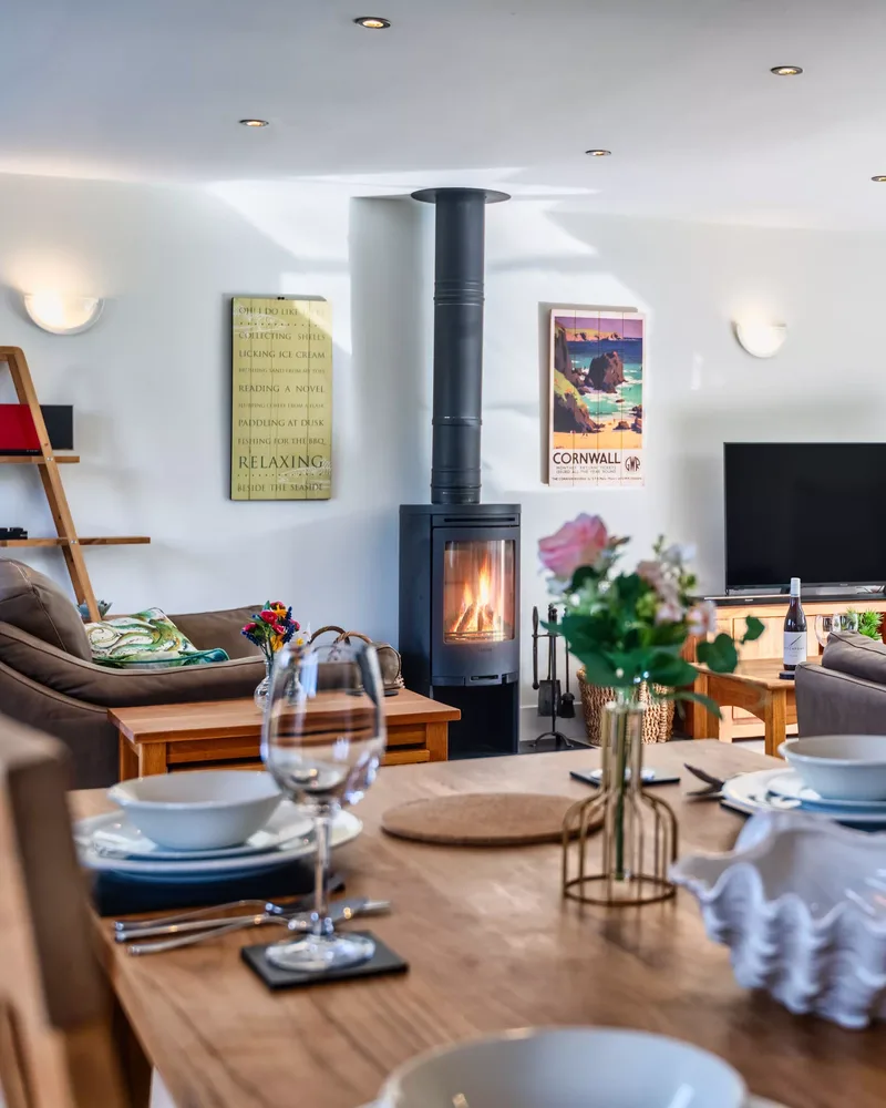 Luxury 2–4 person cottage at Whalesborough Farm Resort, North Cornwall