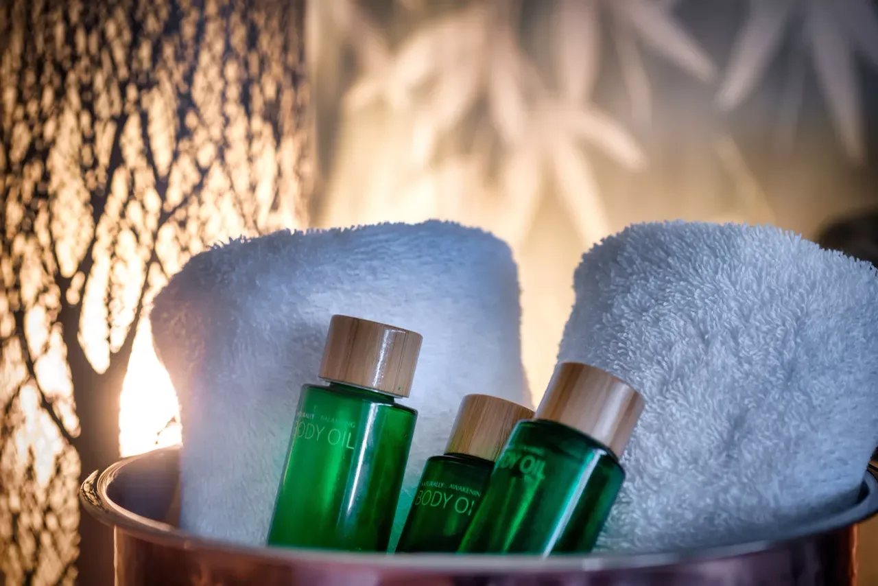 W Club Spa at Whalesborough Farm Resort